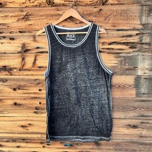 BUCKLE BLACK | Tank Top L